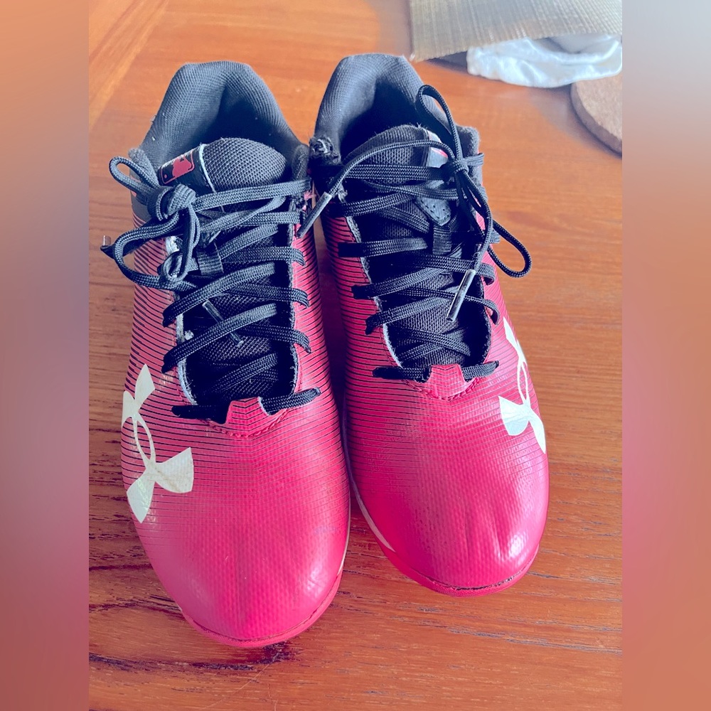 Under Armour Girls Softball Cleats